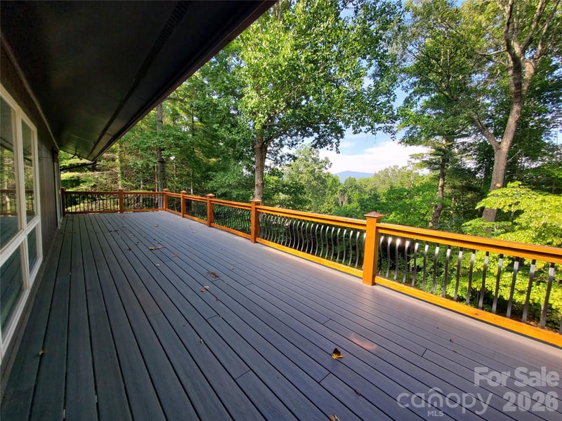294 Martha Dr, Spruce Pine, NC 28777