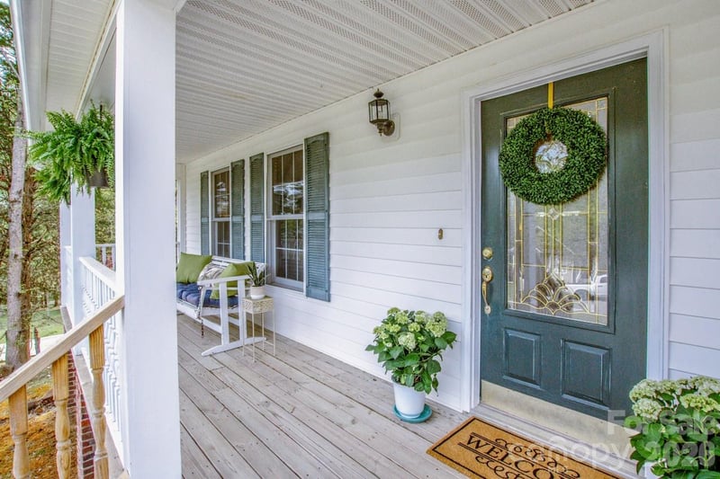 158 Wood Acre Dr, Mooresville, NC 28115