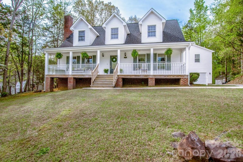 158 Wood Acre Dr, Mooresville, NC 28115