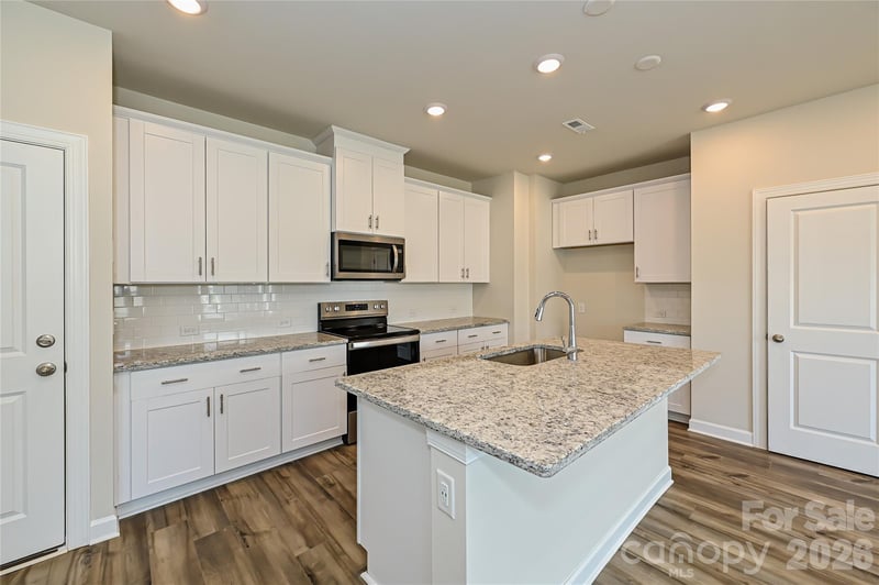 5509 Chambray Ter, Cherryville, NC 28021