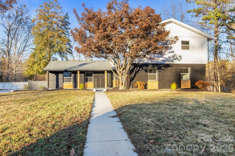 335 Eastcliff Dr, Concord, NC 28025