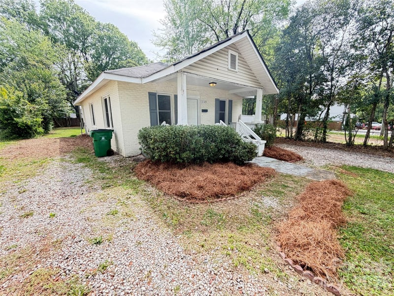2149 Camp Greene St, Charlotte, NC 28208