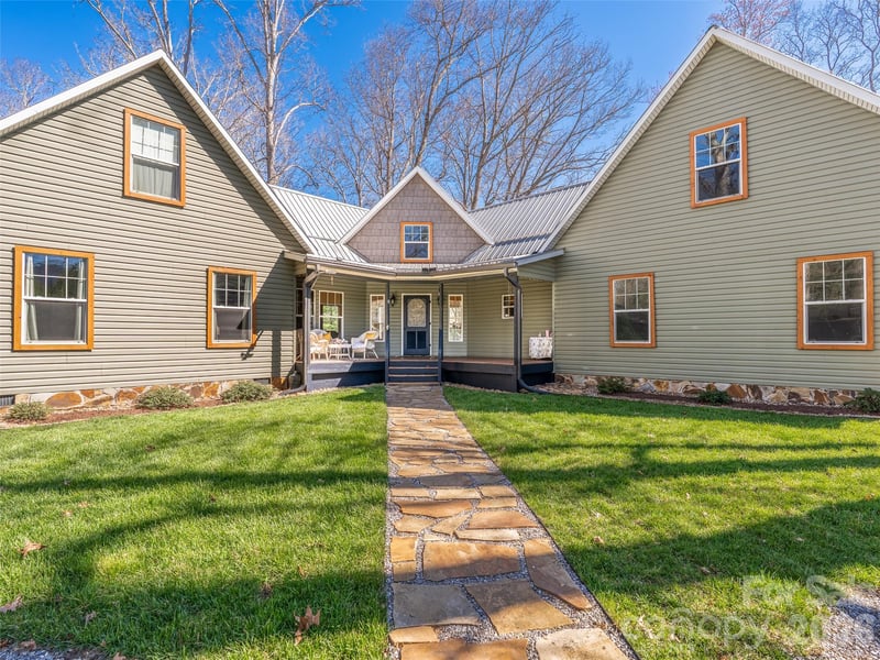 6 Jackson Cove Rd, Leicester, NC 28748