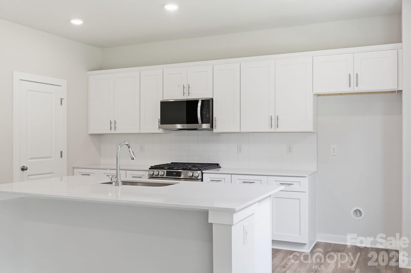 1053 Hallman Branch Ln, Lincolnton, NC 28092