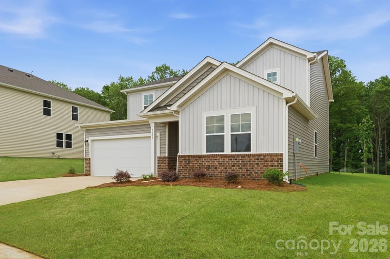 1053 Hallman Branch Ln, Lincolnton, NC 28092