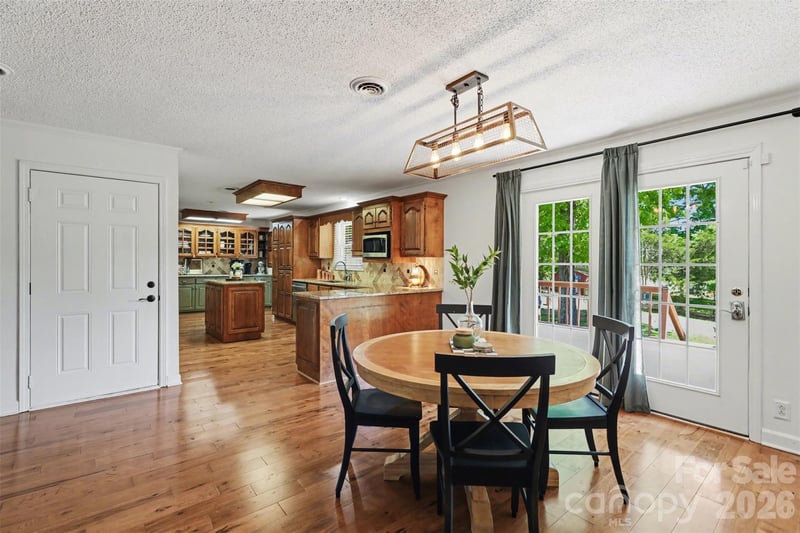 2115 Candlewood Dr, Concord, NC 28027