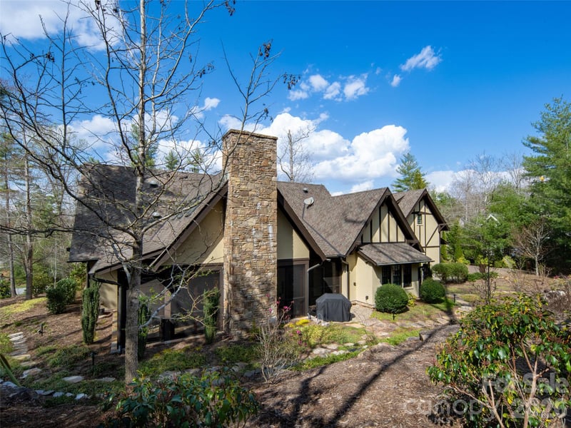 75 Chauncey Cir, Asheville, NC 28803