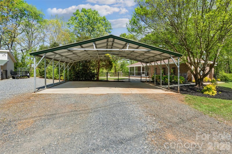 3654 Dobys Bridge Rd, Fort Mill, SC 29715