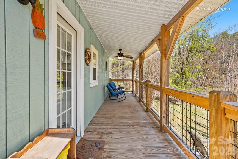 54 Kimiko Ln, Balsam Grove, NC 28708