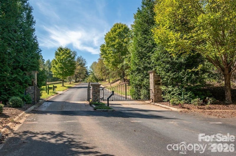 26 Mountain Pw #26, Mill Spring, NC 28756