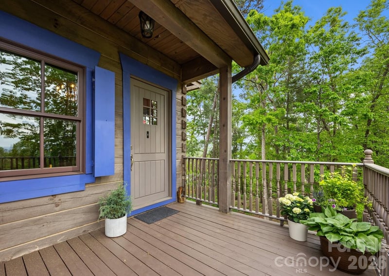 106 Mccauley Dr, Asheville, NC 28803