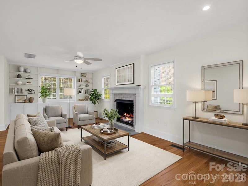 212 Vance Ave, Black Mountain, NC 28711