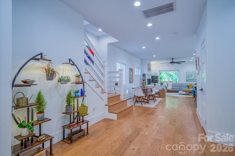 321 Hazel Mill Rd, Asheville, NC 28806