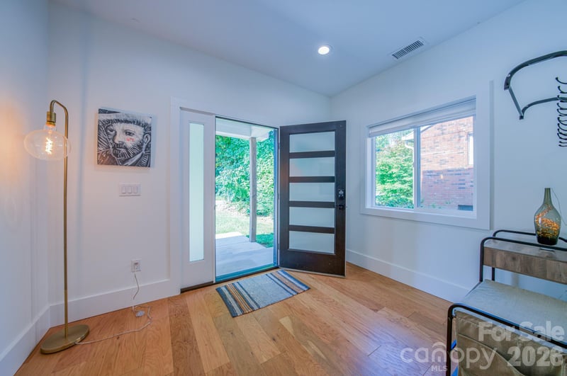 321 Hazel Mill Rd, Asheville, NC 28806