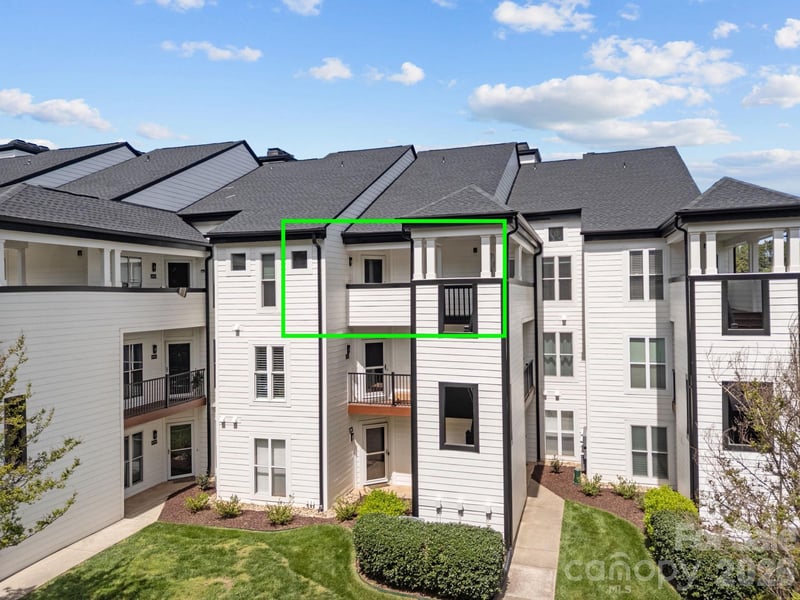 18749 Vineyard Point Ln, Cornelius, NC 28031
