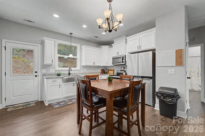 254 Ivory Ln, Sylva, NC 28779