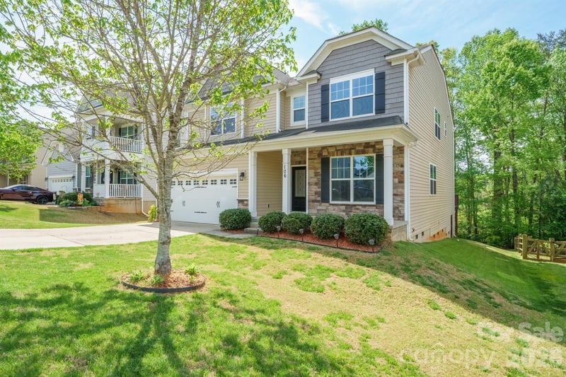 106 Heart Pine Ln, Statesville, NC 28677