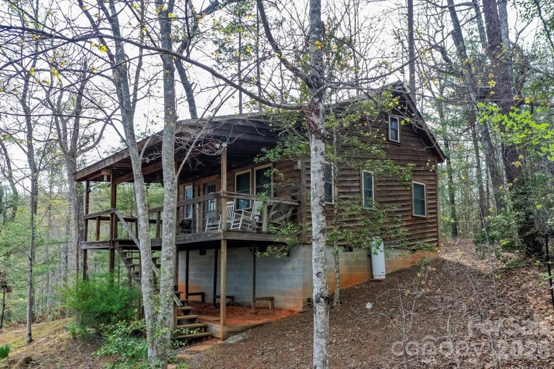 201 Chase Ln, Rutherfordton, NC 28139