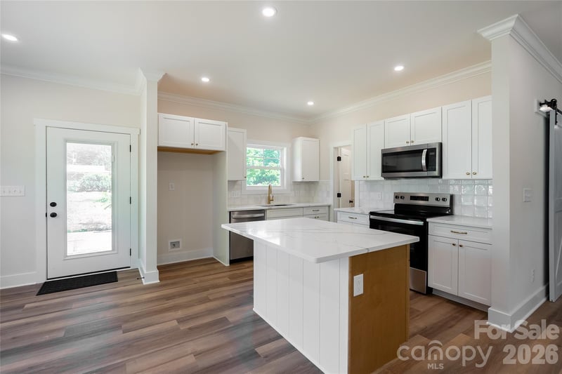 7426 Hambright Rd, Huntersville, NC 28078