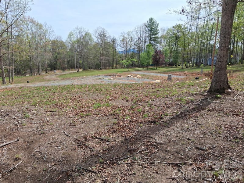 57 Hazel Dr #8-9, Nebo, NC 28761