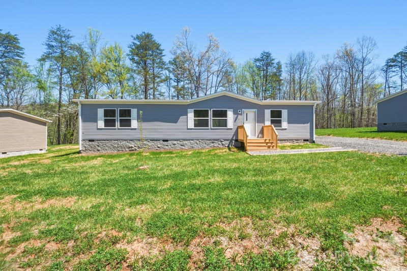 127 Peaceful Hill Dr, Old Fort, NC 28762