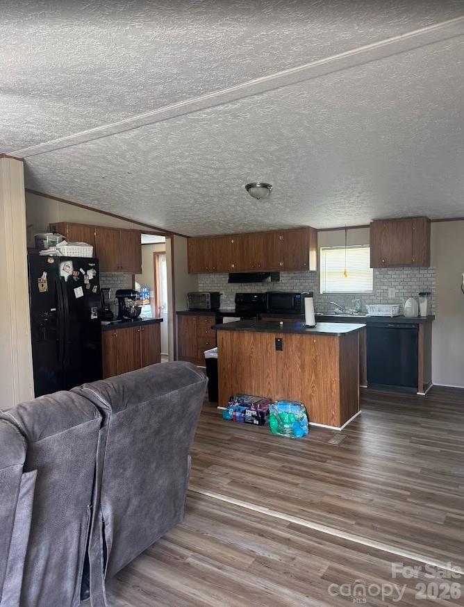 170 Cooper Rd, Campobello, SC 29322