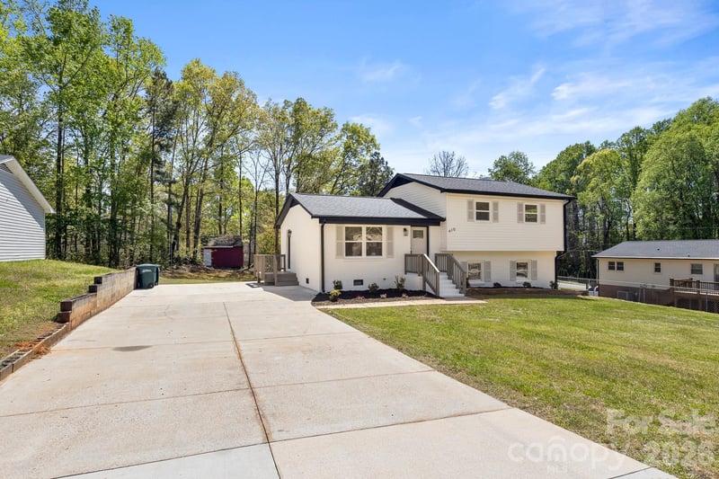 410 York Rd, Troutman, NC 28166