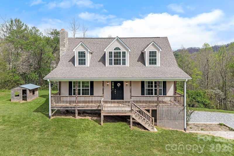 273 Green Acres Ln, Marshall, NC 28753