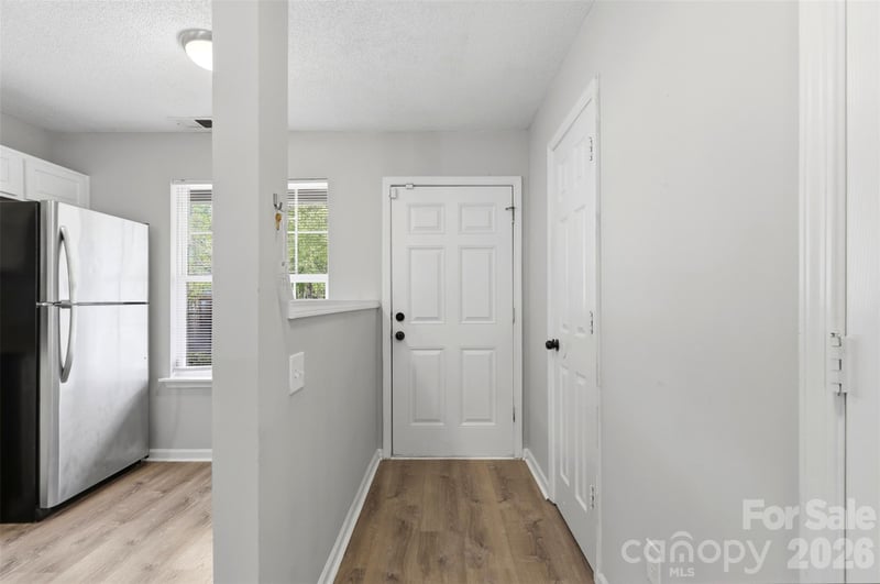6856 Cypress Tree Ln, Charlotte, NC 28215