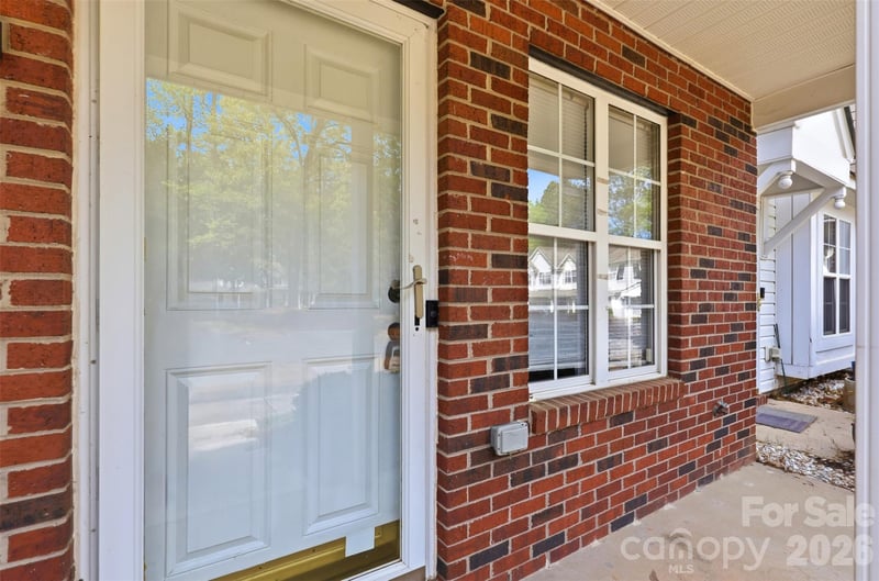 6856 Cypress Tree Ln, Charlotte, NC 28215