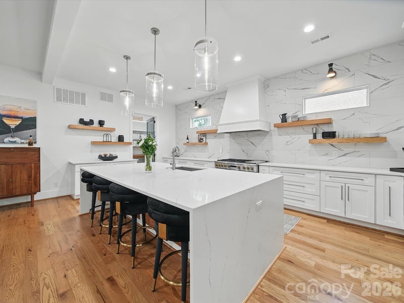 708 Cross Trail Dr, Charlotte, NC 28204