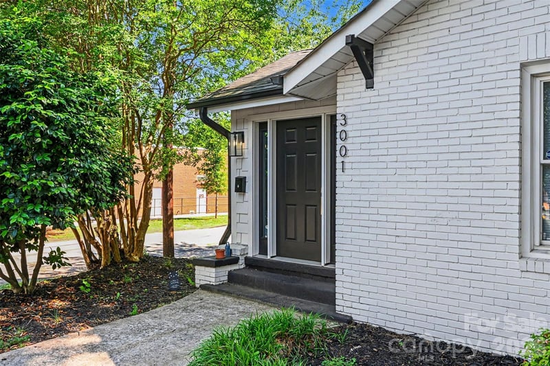 3001 Tuckaseegee Rd, Charlotte, NC 28208