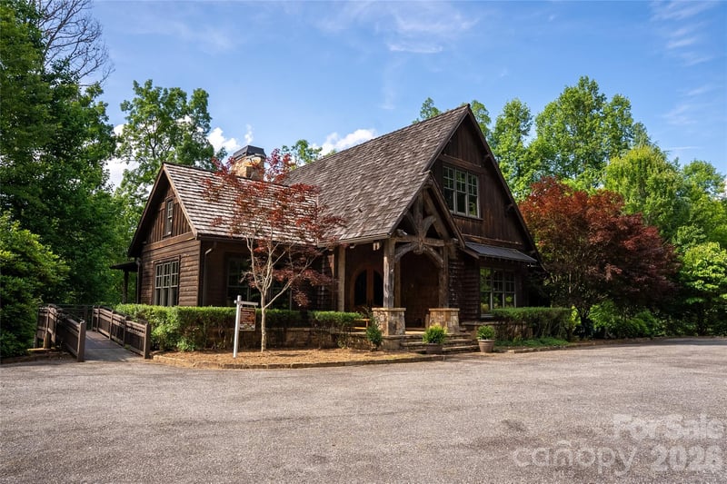 00 Clubhouse Dr #C2, Franklin, NC 28734