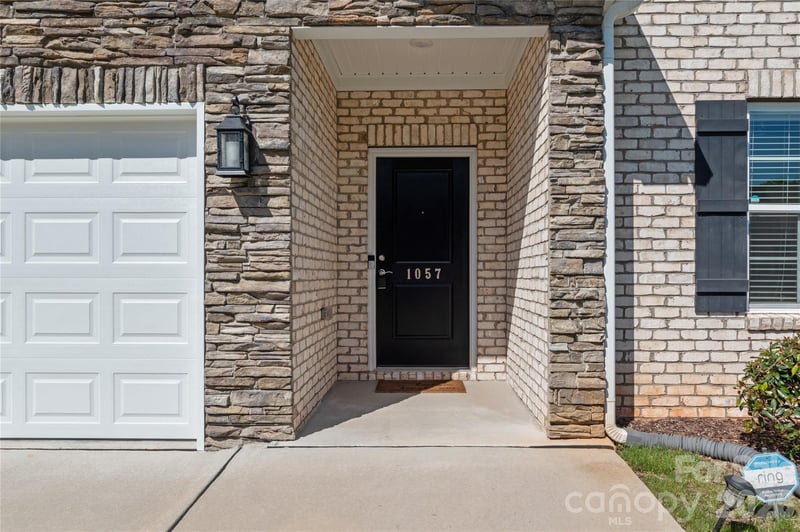 1057 Woodview Ridge Trl, Lewisville, NC 27023