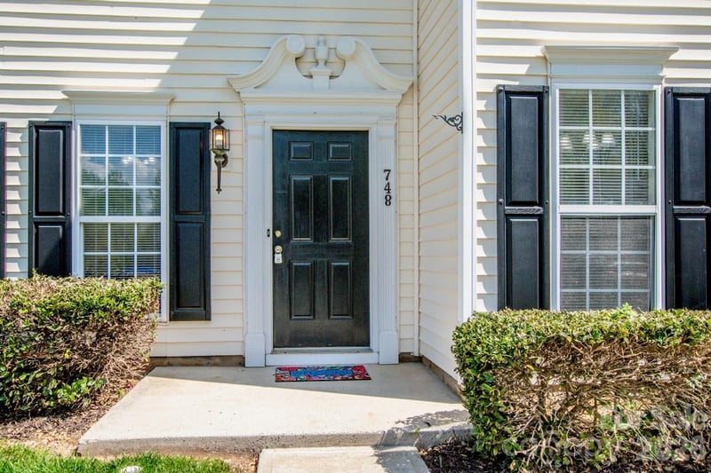 748 Georgie St, Troutman, NC 28166