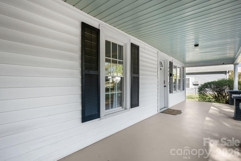 304 Garrou Ave, Valdese, NC 28690