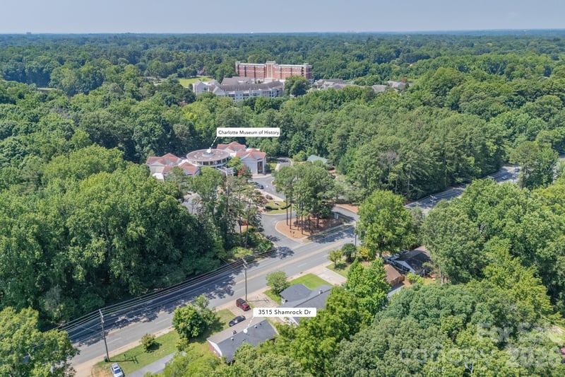 3515 Shamrock Dr, Charlotte, NC 28215