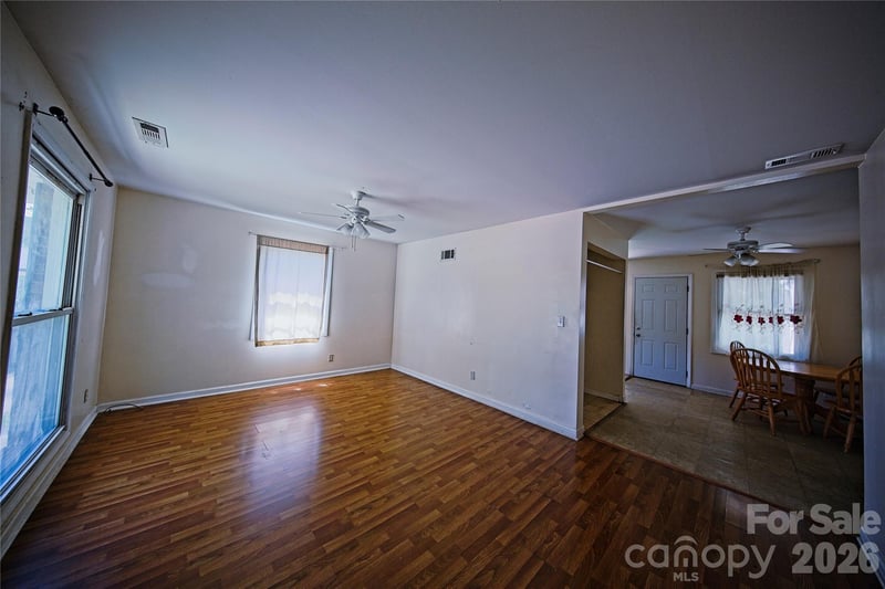 3515 Shamrock Dr, Charlotte, NC 28215