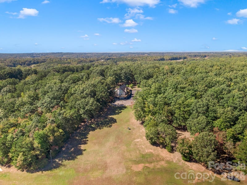 358 Lazy B Dr, Bessemer City, NC 28016