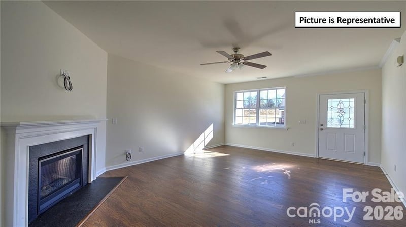 3133 Platinum Pointe Dr, Charlotte, NC 28227