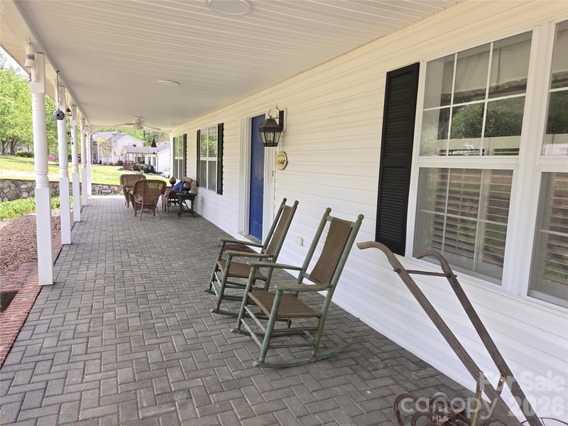 729 Sternbridge Dr, Concord, NC 28025