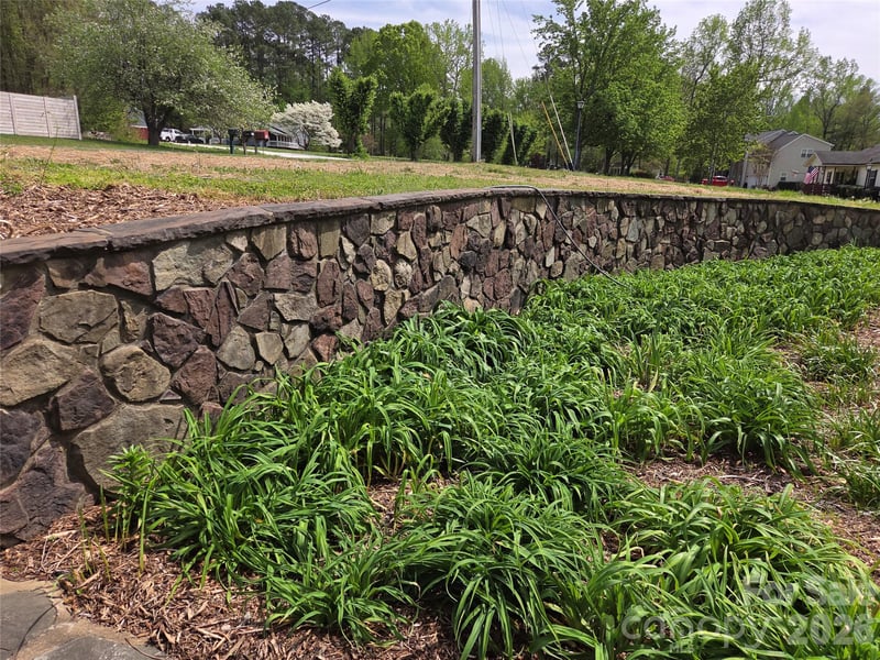 729 Sternbridge Dr, Concord, NC 28025