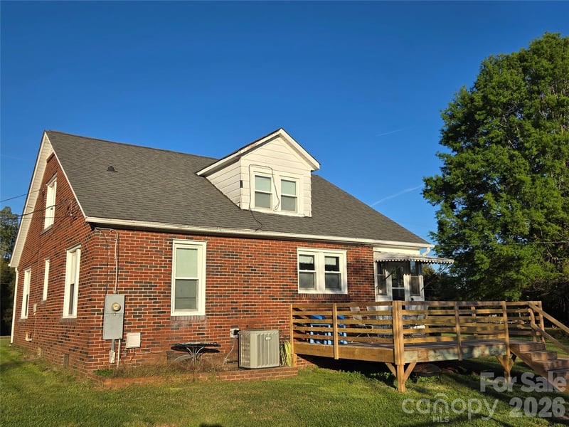4207 Section House Rd, Hickory, NC 28601