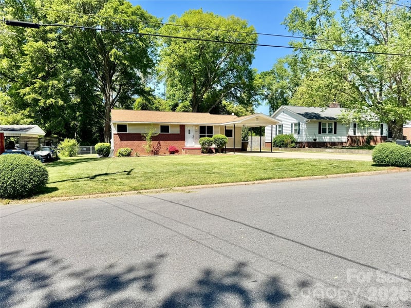 1207 Gidney St, Shelby, NC 28150