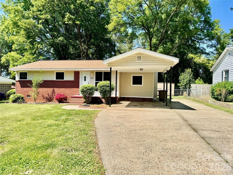 1207 Gidney St, Shelby, NC 28150