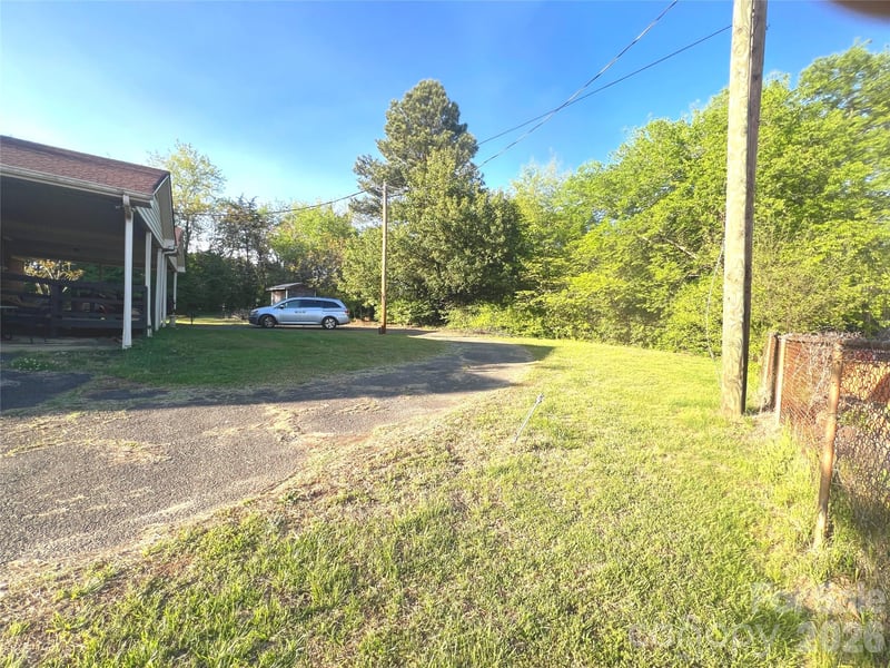 1765 Nc 16 Hw, Stanley, NC 28164