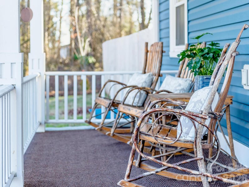 29 White Oak Rd, Arden, NC 28704