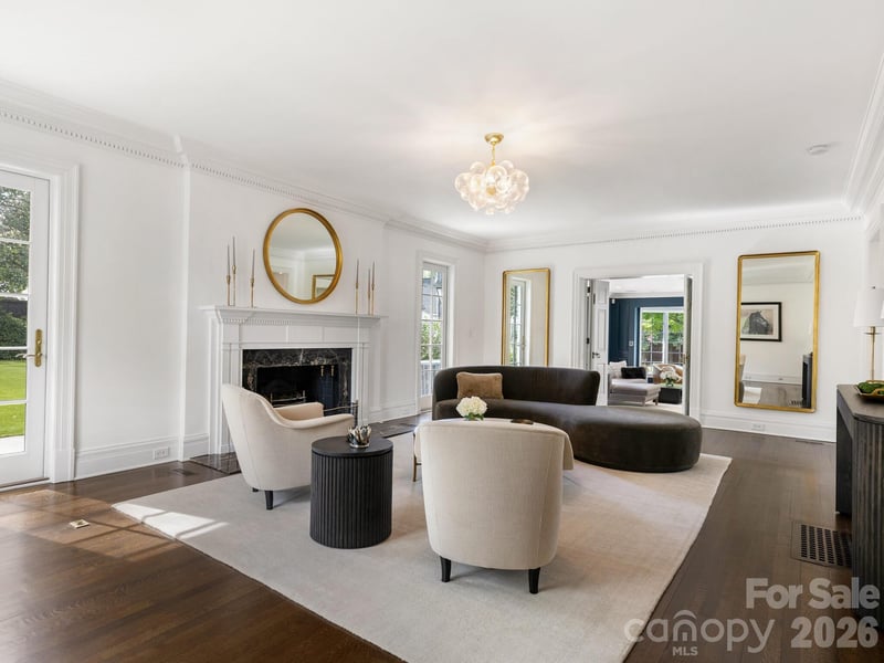 1930 Queens Rd, Charlotte, NC 28207