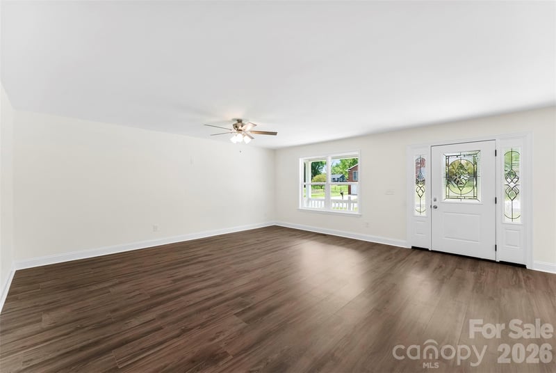 110 Iowa Ave, Bessemer City, NC 28016