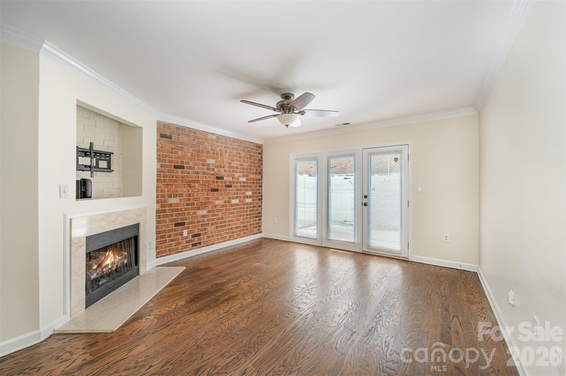 1218 Green Oaks Ln #E, Charlotte, NC 28205